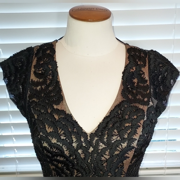 Sue Wong Black Beaded Floral Pattern Dress with Tan Lining NWT - Picture 2 of 8